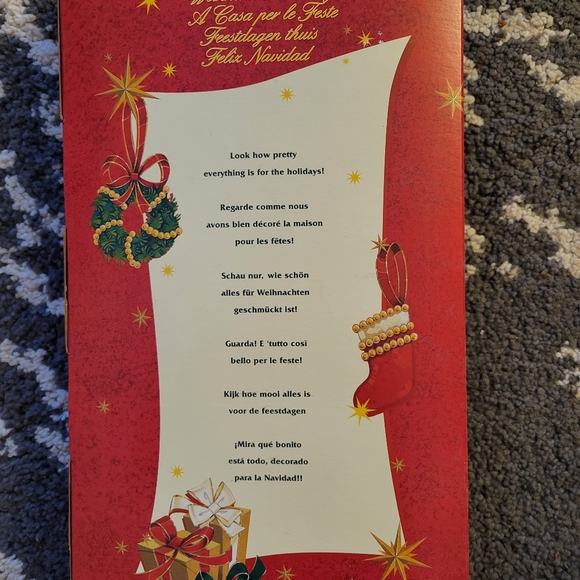 2001 Collectible holiday Barbie- New in box - Picture 2 of 2